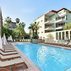 Lejlighedshotel Pierre & Vacances Premium Port Prestige, Antibes